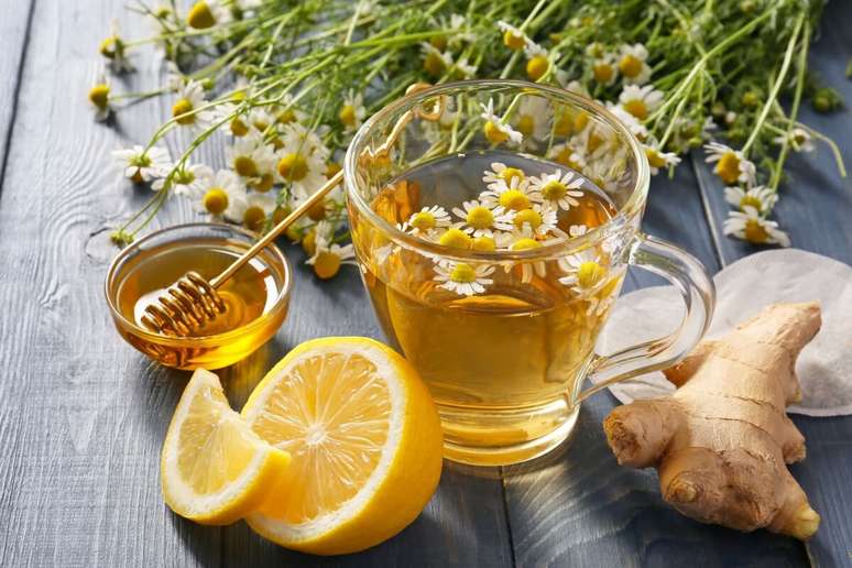 Ch&aacute; de camomila com gengibre e lim&atilde;o-siciliano 