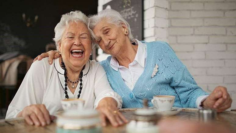 The laughter emerge when something suddenly challenges our expectations, but harmless and we have developed what happened immediately
