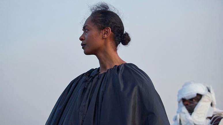 On Becoming a Guinea Fowl: 'drama realista sobre conflitos culturais e geracionais' passado no interior da Z&acirc;mbia