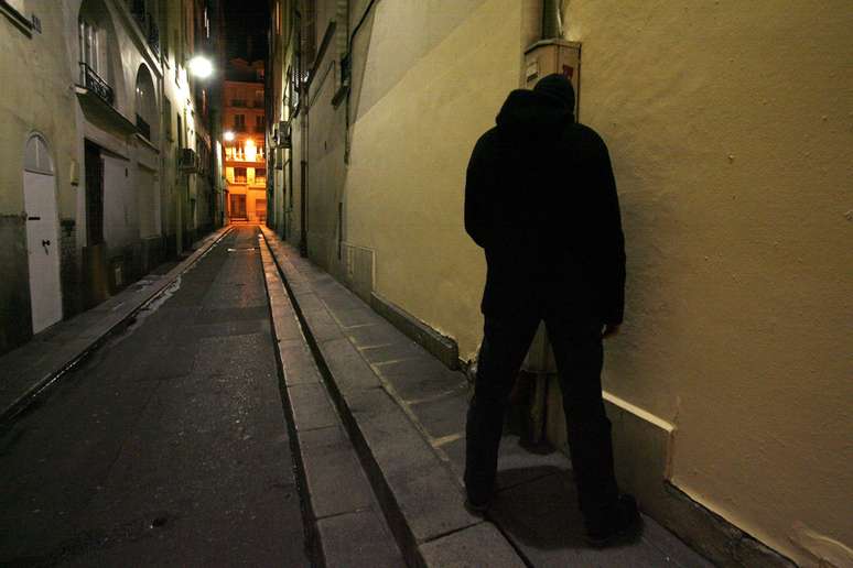 The battle of Paris against the pee on the streets The battle of Paris against the pee on the streets
