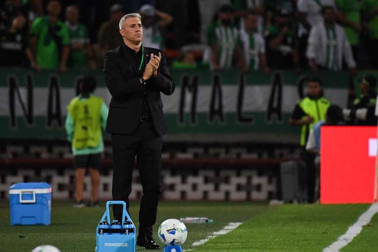 Crespo viver&aacute; noite de Libertadores com Morumbis lotado pela primeira vez &ndash;