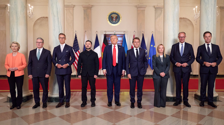 Encontro de líderes mundiais na Casa Branca, em Washington D.C., no dia 18 de agosto