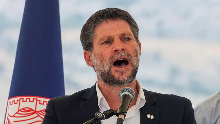 O ministro das Finanças de Israel, Bezalel Smotrich, falou durante uma coletiva de imprensa sobre a expansão dos assentamos de Israel