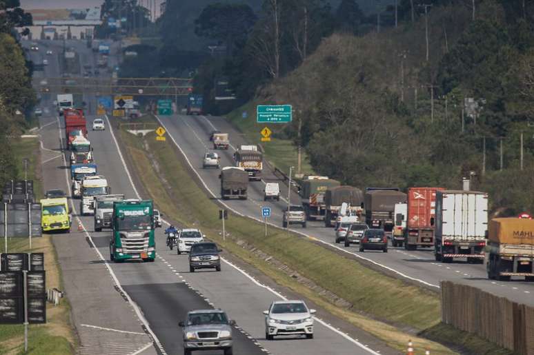 Atualmente, a frota tributada do Paraná é de 4,1 milhões de veículos