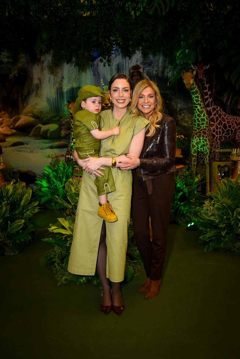 Luigi, Fabiana Justus e Sacha Chryzman 