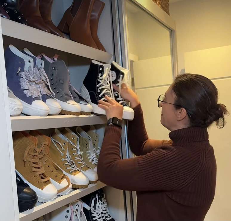 O apartamento cheio de personalidade de C&aacute;tia Fonseca &mdash;