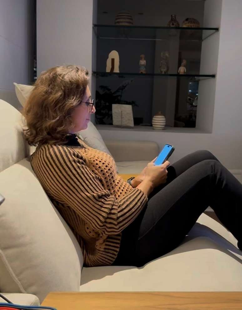 O apartamento cheio de personalidade de C&aacute;tia Fonseca &mdash;