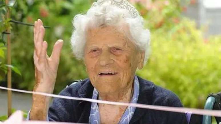 Ethel Caterham se tornou a pessoa mais velha do mundo em abril passado