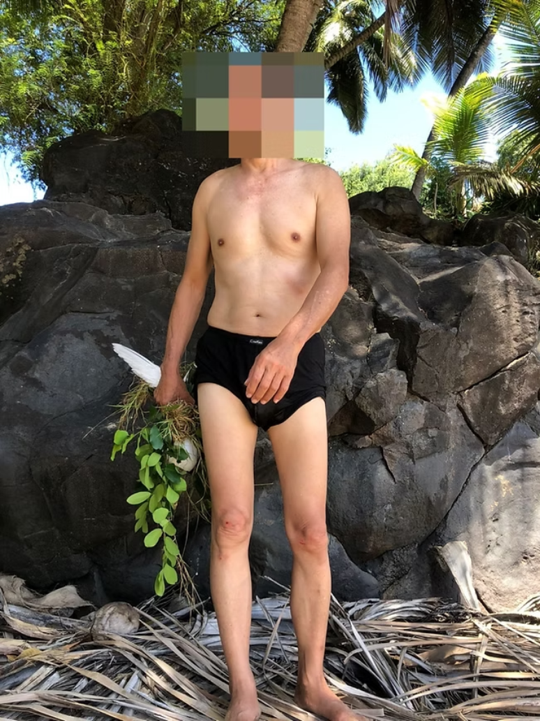 ICMBio autuou, em julho deste ano, um turista por cometer uma infração ambiental grave no arquipélago. O visitante, de origem chinesa, foi flagrado após apanhar um rabo-de-junco-de-bico-amarelo (Phaethon lepturus), espécie ameaçada de extinção e símbolo do Parque Nacional Marinho de Fernando de Noronha.