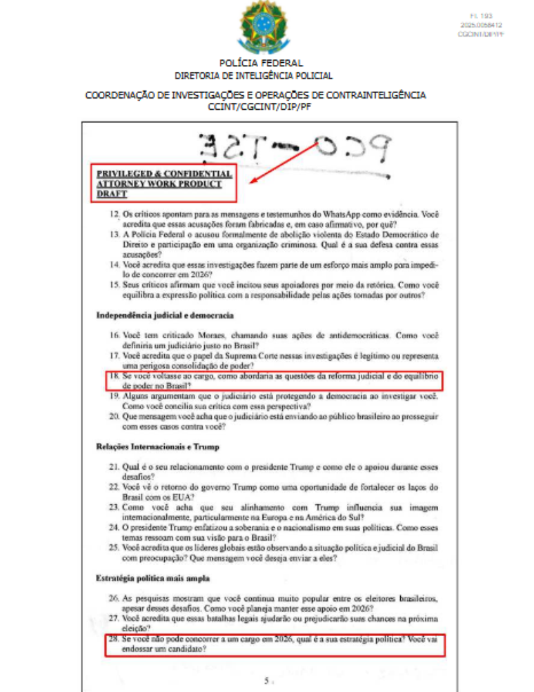 Folha encontrada com perguntas direcionadas ao ex-presidente Jair Bolsonaro