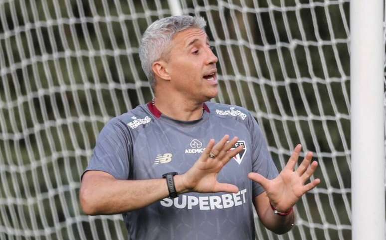 Crespo ainda n&atilde;o perdeu no Campeonato Brasileiro &ndash;