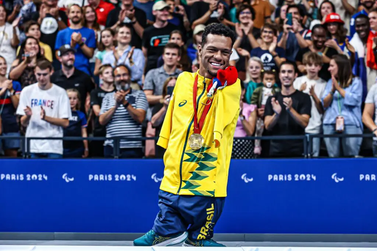 Gabrielzinho inaugurou o quadro de medalhas do Brasil ao conquistar a primeira medalha de ouro do país nos Jogos Paralímpicos de Paris