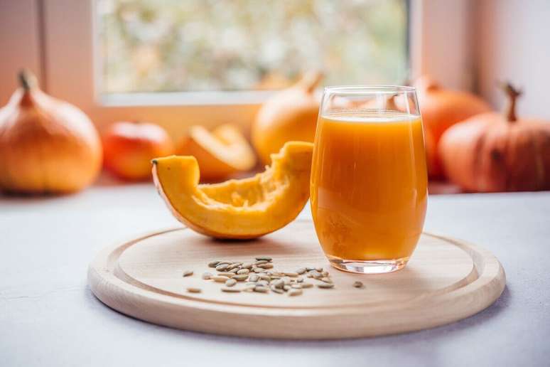 Suco funcional de ab&oacute;bora e lim&atilde;o 