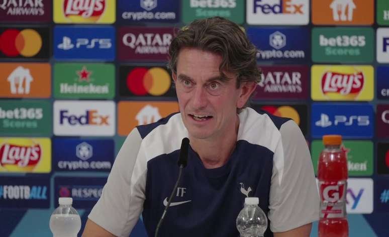 Thomas Frank, conta com Richarlison no comando do ataque do Tottenham &ndash;