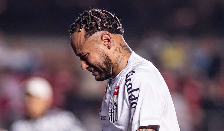 Has Neymar wounded again? The Santos player has edema in his thigh and can say “goodbye” to the call for selection: “Pain of walking”