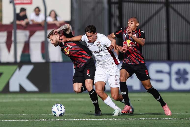 Fluminense perde para o Bragantino por 4 a 2 &ndash;