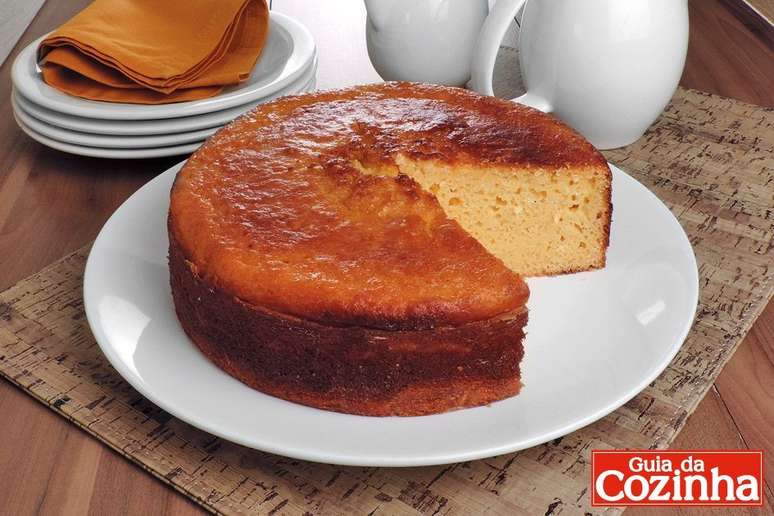 Bolo de fub&aacute; cremoso com milho | Foto: Guia da Cozinha
