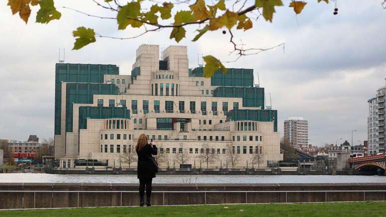 N&atilde;o s&oacute; os servi&ccedil;os de intelig&ecirc;ncia dos Estados Unidos foram prejudicados, mas tamb&eacute;m o MI6 brit&acirc;nico