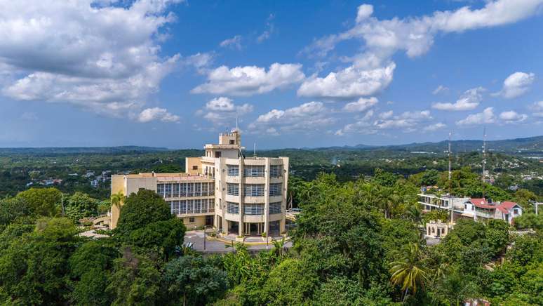 O Castillo del Cerro &eacute; atualmente uma escola para agentes penitenci&aacute;rios