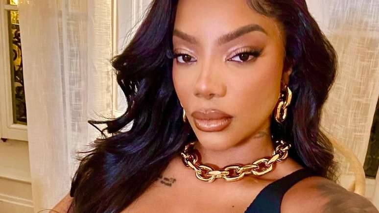 Ludmilla is the target of the mockery in a show, but gives a strong answer: “300,000 more dollars” Ludmilla is the target of the mockery in a show, but gives a strong answer: “300,000 more dollars”