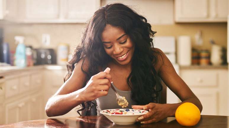 Eating slowly and with moderation can affect the quality of life, says Harvard Expert Eating slowly and with moderation can affect the quality of life, says Harvard Expert