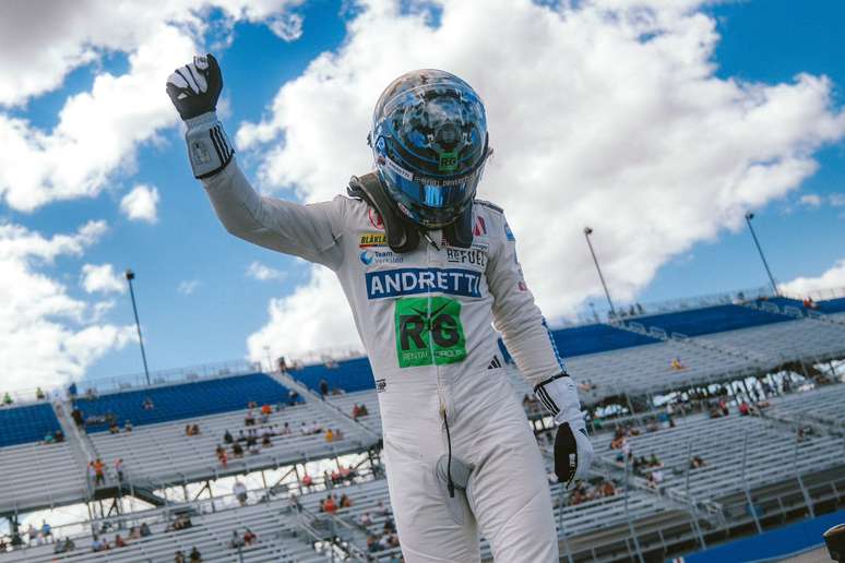 Dennis Hauger é campeão da Indy NXT em 2025. 