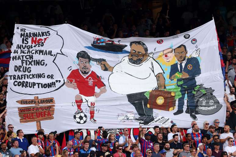 Protesto da torcida do Crystal Palace 