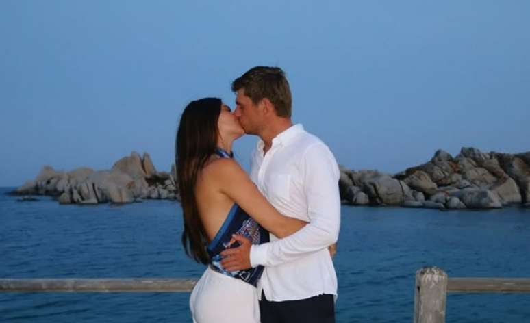 Kelly Piquet and Max Verstappen appear in a romantic climate in a rare photos on social networks