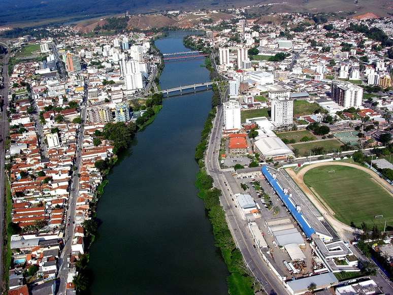 Resende, interior fluminense, tem quase 130 mil habitantes, segundo o IBGE. Munic&iacute;pio fica a 150 quil&ocirc;metros do Rio de Janeiro.