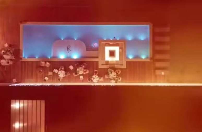 The striker summoned for the national team lives in Mansion with his initials in pools The striker summoned for the national team lives in Mansion with his initials in pools