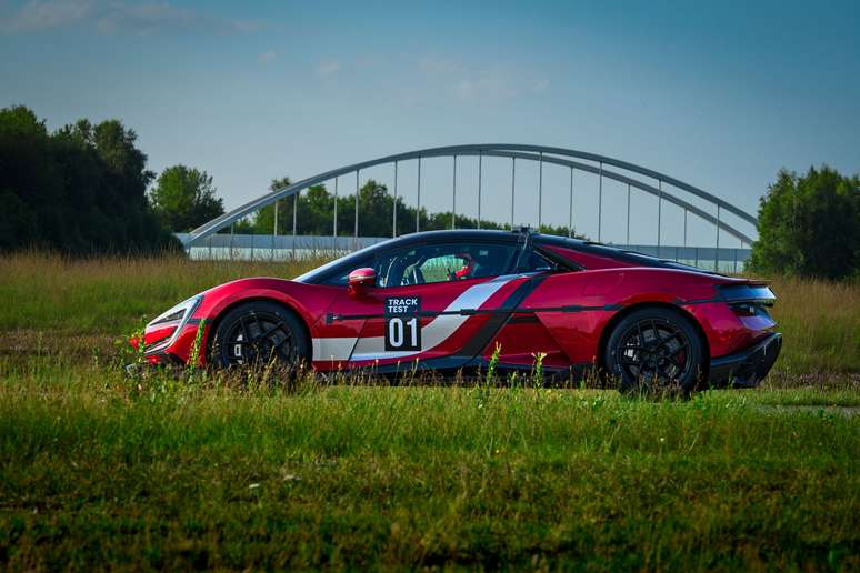 Yangwang U9 Track Edition quebrou o recorde o dia 8 de agosto de 2025