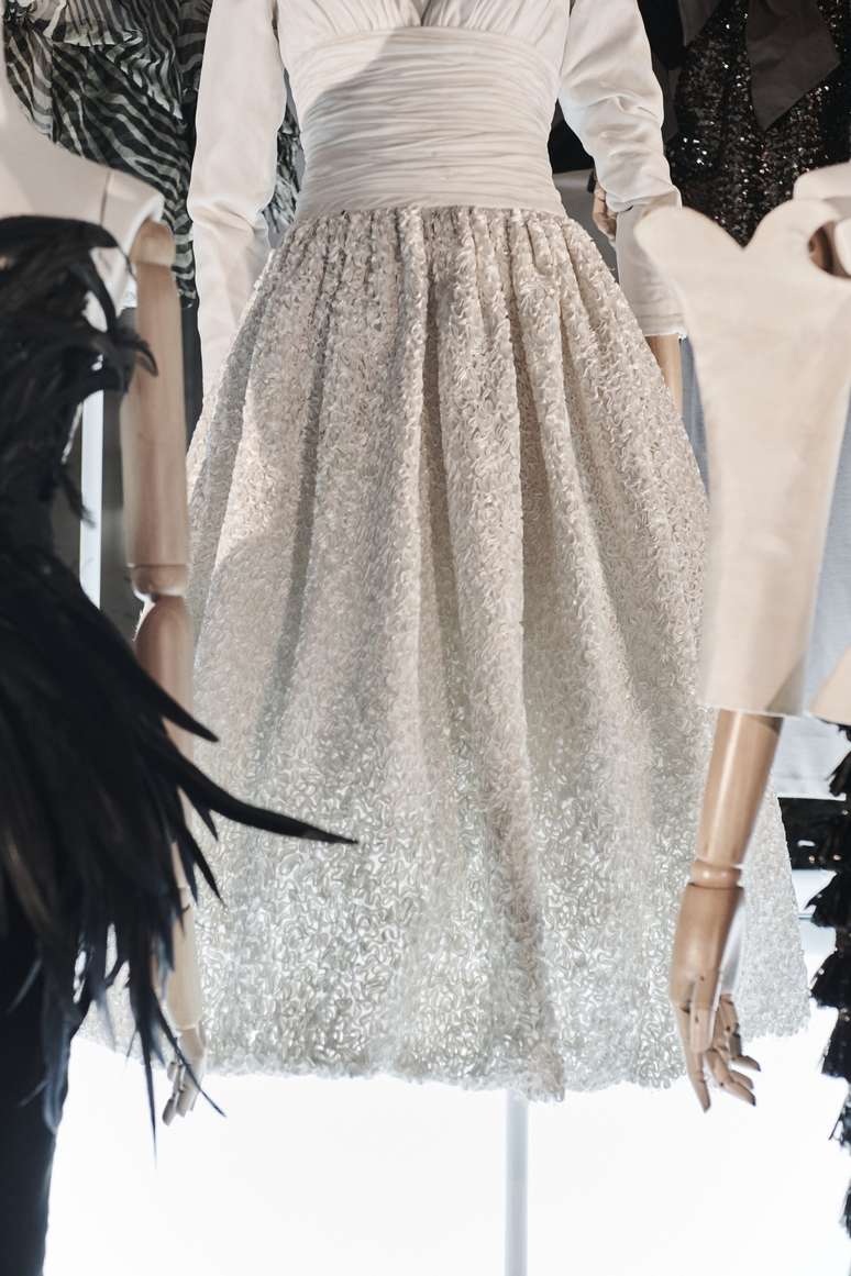 Look da exposi&ccedil;&atilde;o de Conrado Segreto, usado por Isabella Fiorentino na adolesc&ecirc;ncia 