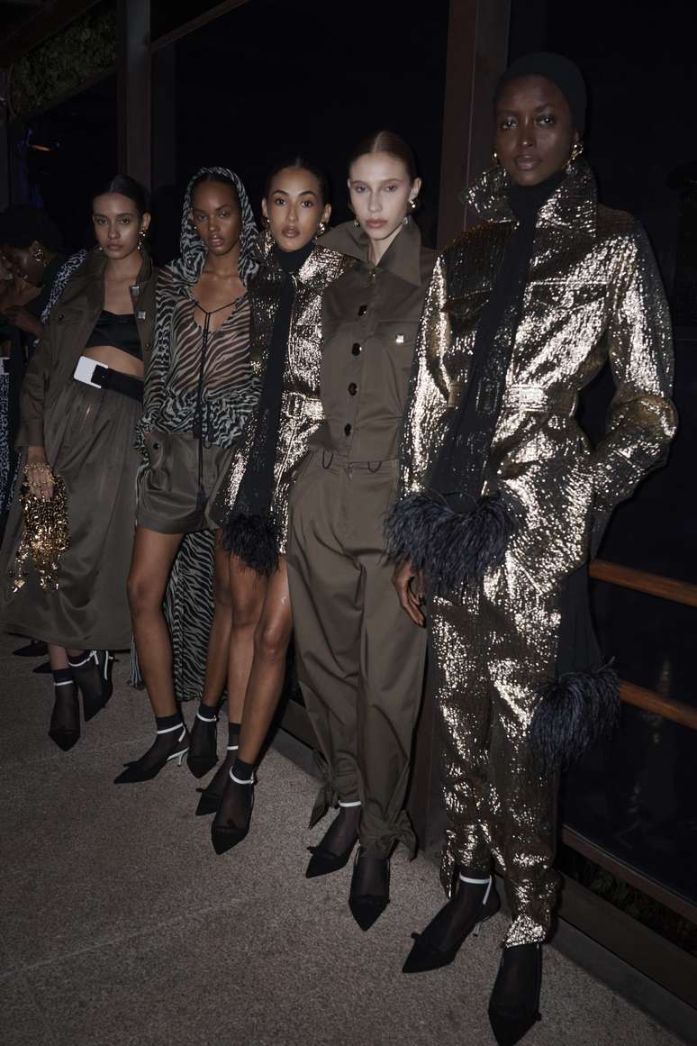 Look da cole&ccedil;&atilde;o Carol Bassi Visita Conrado Segreto 