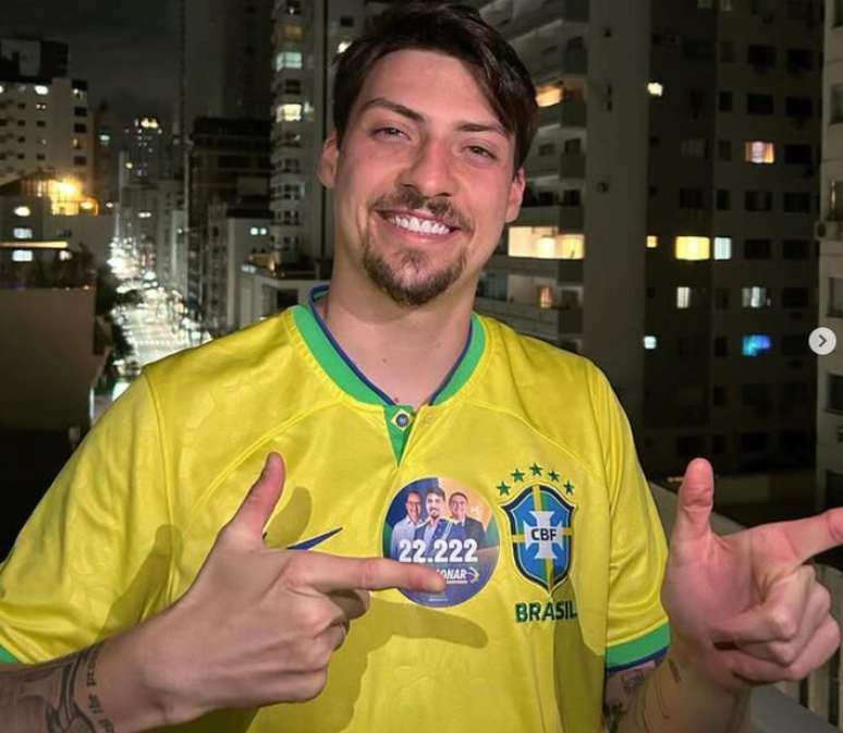 Jair Renan Bolsonaro (PL-SC), vereador em Balneário Camboriú, apresentou dois projetos de lei em 2025