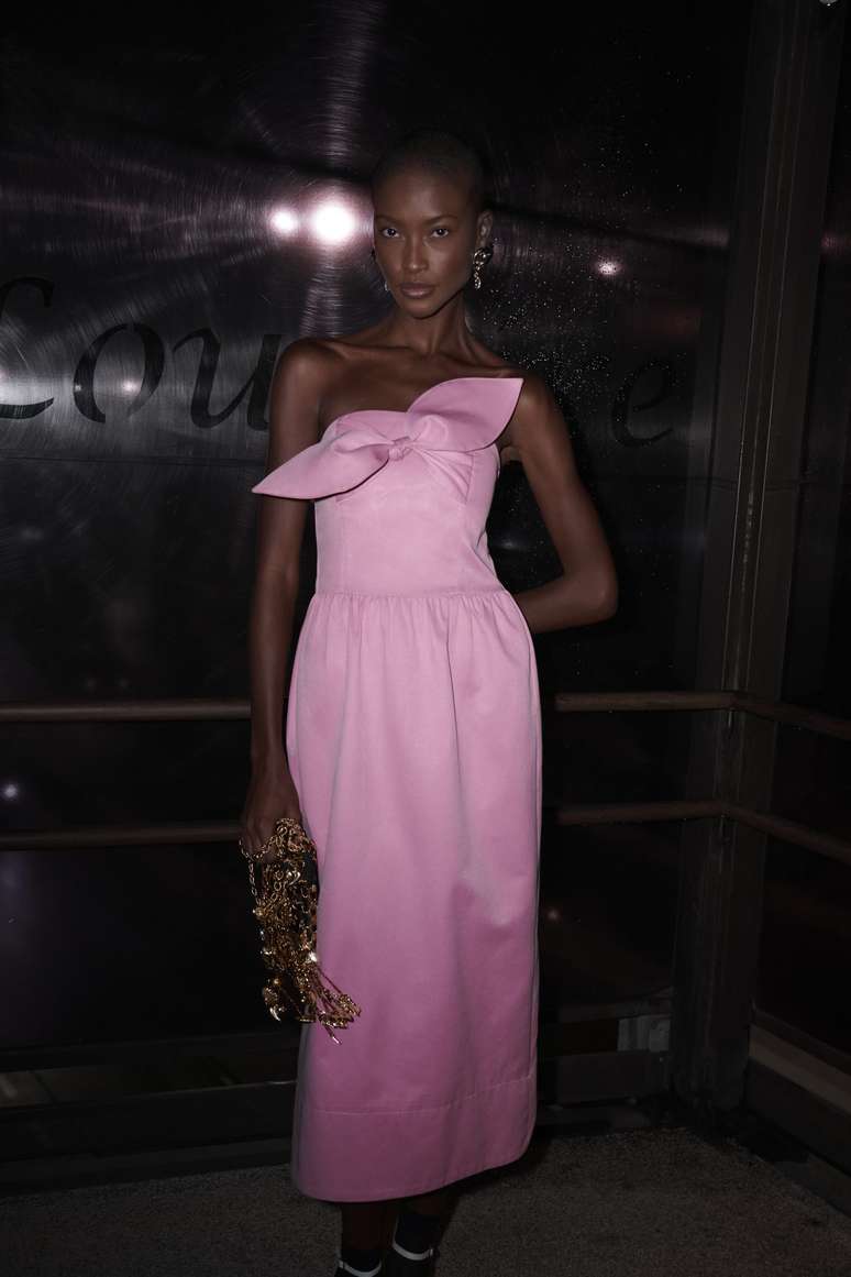 Look da cole&ccedil;&atilde;o Carol Bassi Visita Conrado Segreto 