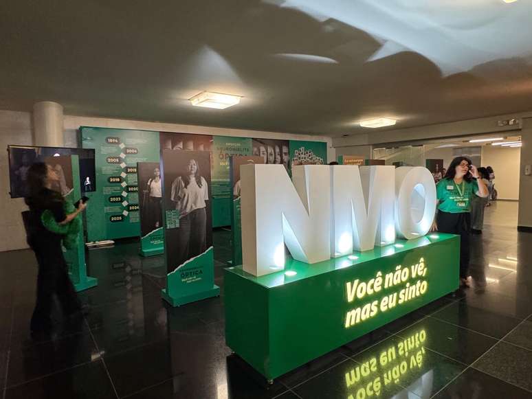 The Senate exhibition gives visibility to optical neuromyelitis