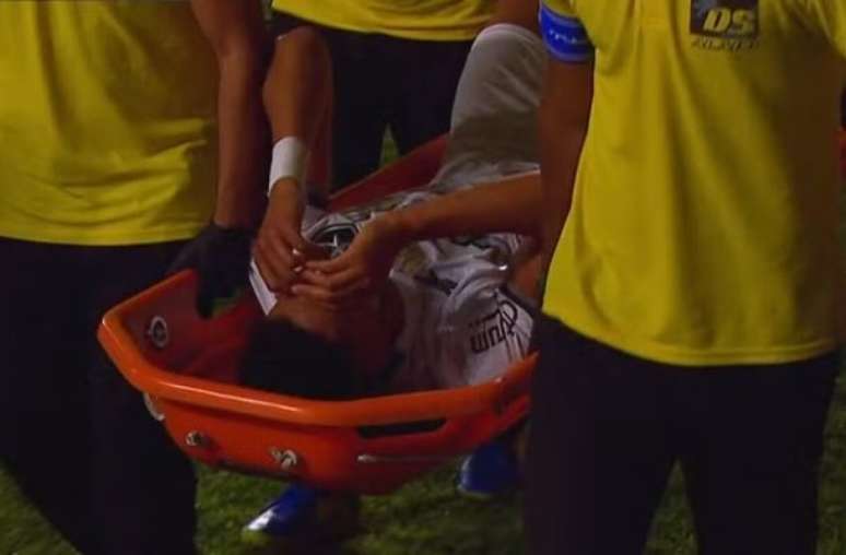 Chris Ramos, of Botafogo, come to St. Januario di Stralance