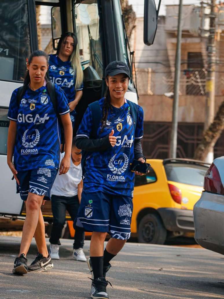 Time feminino de Cidade Tiradentes vem confiante em busca do bicampeonato da Ta&ccedil;a das Favelas no Pacaembu, em S&atilde;o Paulo.