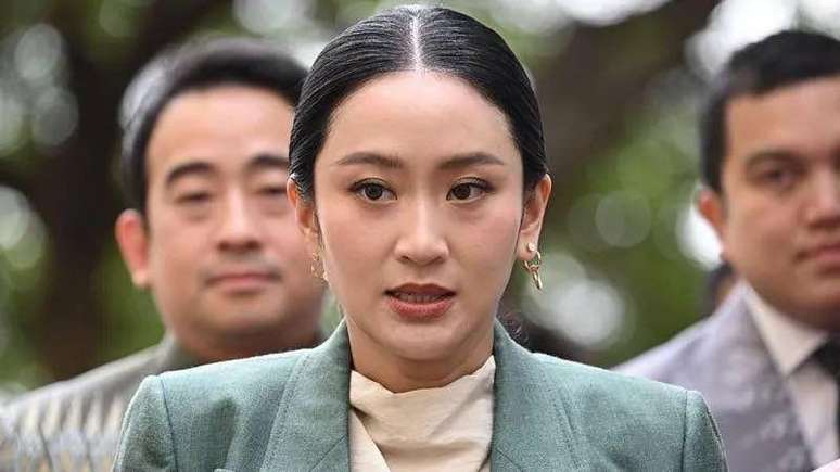Paetongtarn ingressou no partido Pheu Thai apenas em 2021 e muitos acreditam que era seu pai quem tomava as grandes decis&otilde;es