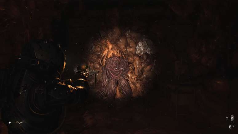 Monstros ficam envolvidos na biomassa que os afetam quando pretendem absorver um monstro que foi morto