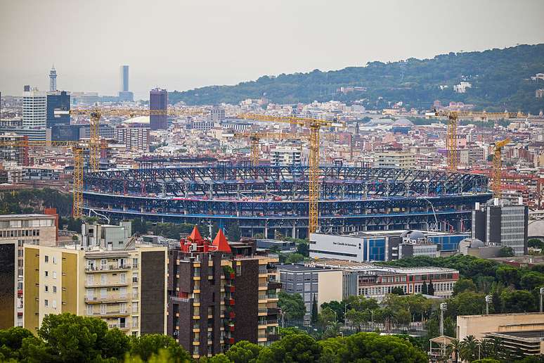 Camp Nou, casa do Barcelona, em reforma