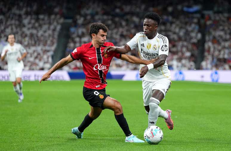 Vini Jr luta muito  no jogo do Real Madrid com o Mallorca. Foi dele o gol da vitória de virada, por 2 a 1.