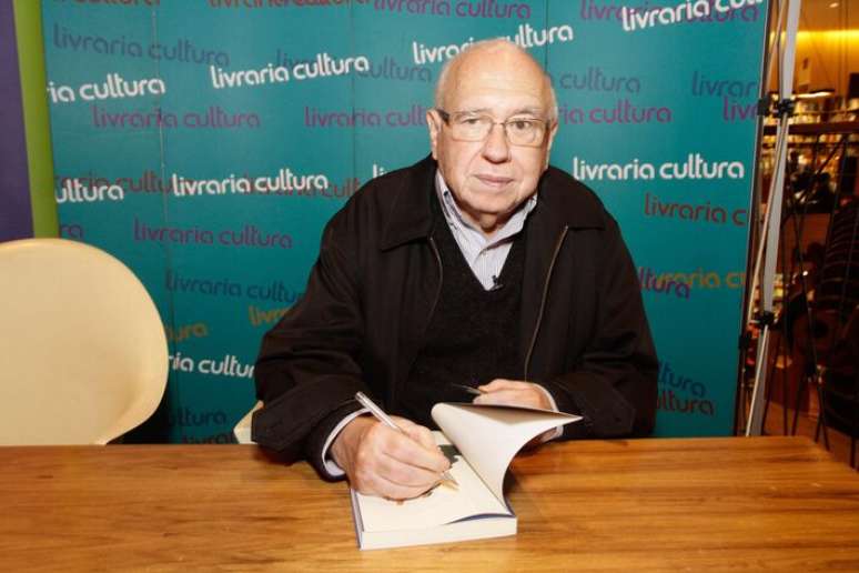 Luis Fernando Verissimo no lançamento do livro 'Verissimas' em outubro de 2016.