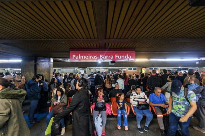 Reclama&ccedil;&atilde;o se referem principalmente aos hor&aacute;rios de pico.