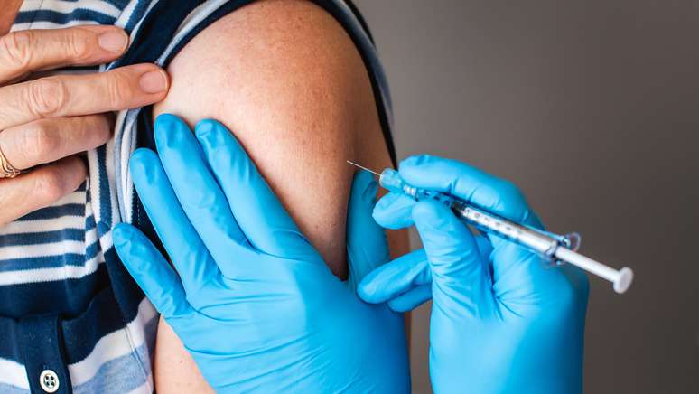 The Herpes-Zoster vaccine can reduce the risk of heart attack and stroke, states the study The Herpes-Zoster vaccine can reduce the risk of heart attack and stroke, states the study