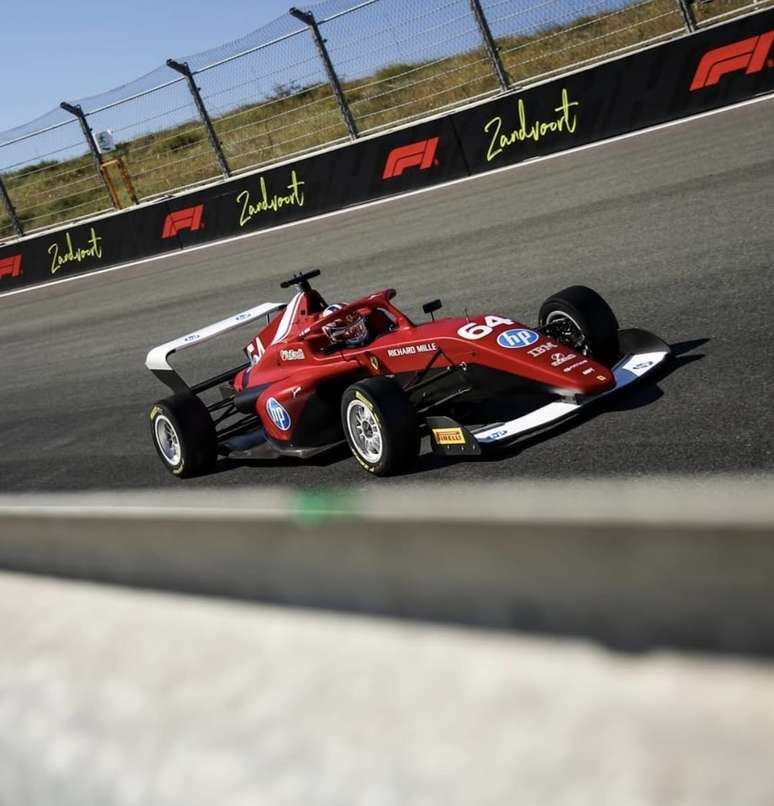 Maya é pole em Zandvoort