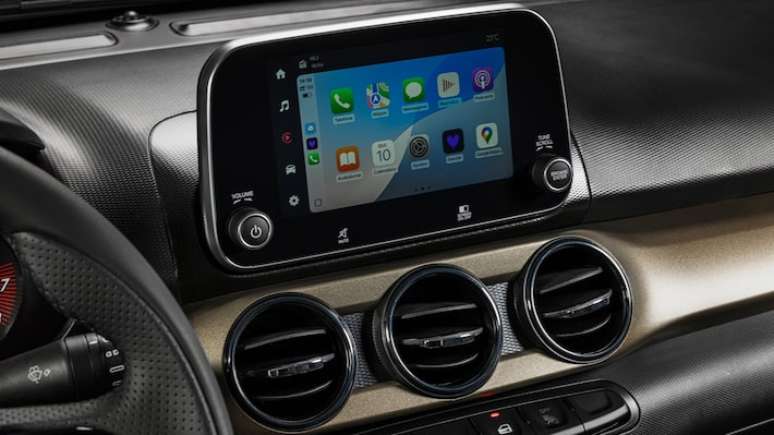 Tela central de 7" com conectividade para Android e iPhone vem de s&eacute;rie