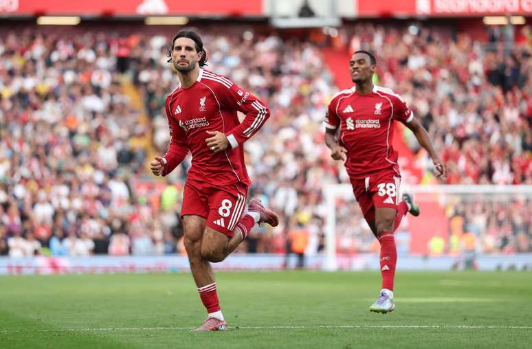 Szoboszlai  fez lindo gol de falta para garantir a vitória do Liverpool contra o Arsenal –