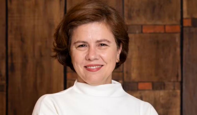 Quase 30 anos de carreira na Globo: saiba quem é a nova editora-chefe do Jornal Nacional