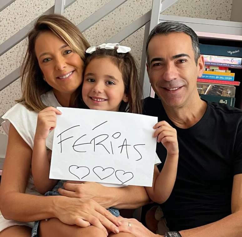 Ticiane Pinheiro e C&eacute;sar Tralli com Manu, filha do casal